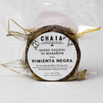 queso vegetal de marañon con pimienta negra